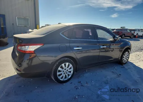 2015 Nissan Sentra S z USA, uszkodzony, nr VIN 3N1AB7AP3FY230068